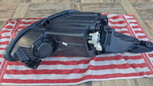 Laden Sie das Bild in den Galerie-Viewer, Frontscheinwerfer Hyundai I10 92101B900 Links Scheinwerfer Headlight SCH5954062789pi