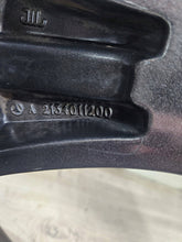 Load image into Gallery viewer, 1x Alufelge 17 Zoll A2134011200 Mercedes-Benz W213 Rim Wheel FEL8897665825cn
