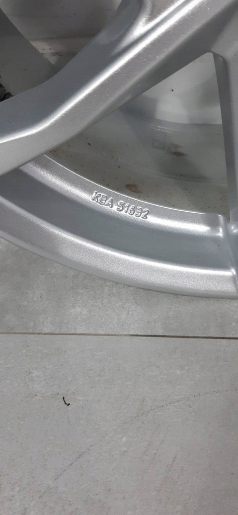 1x Alufelge 17 Zoll 5x114.3 124R001304 Nissan I Koleos Kadjar Rim Wheel FEL1056271285rs