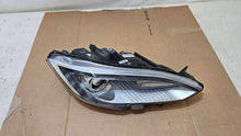 Laden Sie das Bild in den Galerie-Viewer, Frontscheinwerfer Tesla Model S 600591100B Rechts Scheinwerfer Headlight