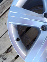Laden Sie das Bild in den Galerie-Viewer, 1x Alufelge 17 Zoll 7.5" 5x112 3AA601025E VW Passat B7 Rim Wheel FEL2439070411cz