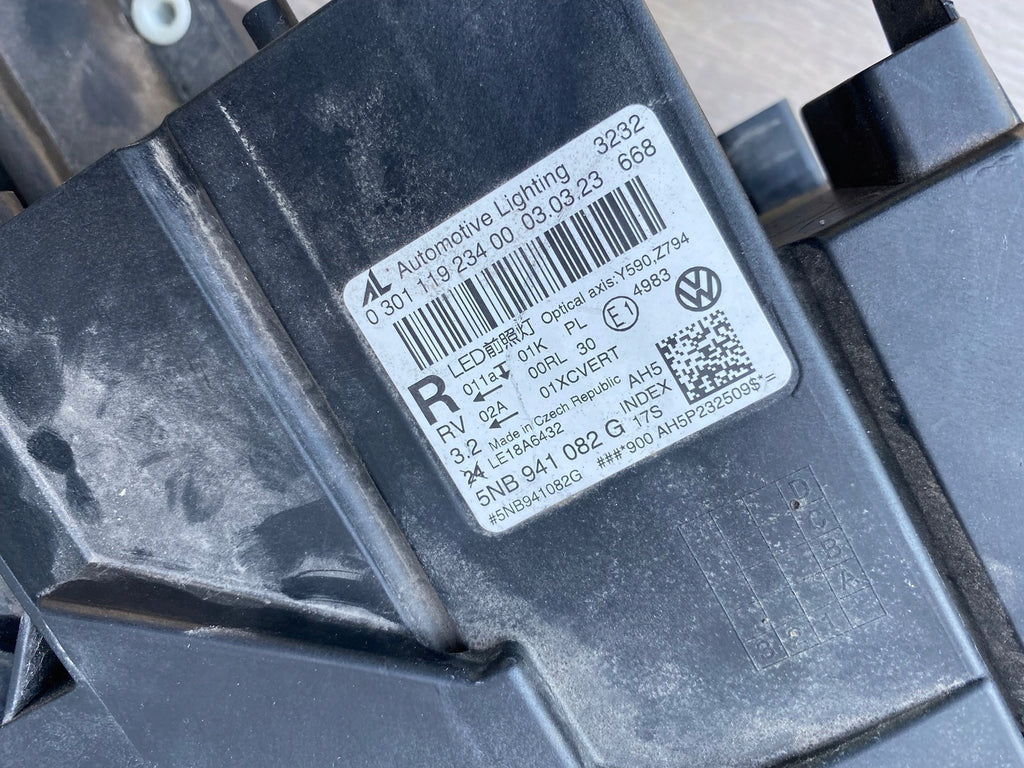 Frontscheinwerfer VW Tiguan 5NB941082G LED Rechts Scheinwerfer Headlight