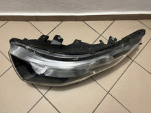 Laden Sie das Bild in den Galerie-Viewer, Frontscheinwerfer Iveco Daily IV 5801473750 Links Scheinwerfer Headlight SCH2402257834ft