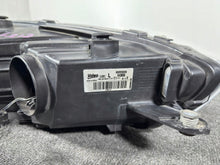 Laden Sie das Bild in den Galerie-Viewer, Frontscheinwerfer VW Scirocco 89320009 Xenon Links Scheinwerfer Headlight SCH8209239998ob