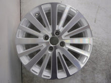 Laden Sie das Bild in den Galerie-Viewer, 1x Alufelge 16 Zoll 7.0" 4x100 37ET Glanz Weiß 403007684R Dacia III 1 Twingo FEL8417990013lv
