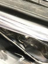 Laden Sie das Bild in den Galerie-Viewer, Frontscheinwerfer Mercedes-Benz Cla A1189066901 LED Links Scheinwerfer Headlight SCH2189227932yj