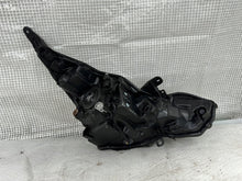 Laden Sie das Bild in den Galerie-Viewer, Frontscheinwerfer Toyota Aygo Links Scheinwerfer Headlight SCH6956481882ue