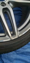 Laden Sie das Bild in den Galerie-Viewer, 1x Alufelge 19 Zoll 9.0" 5x112 49ET Glanz Silber A2134012100 Mercedes-Benz FEL3590888257pi