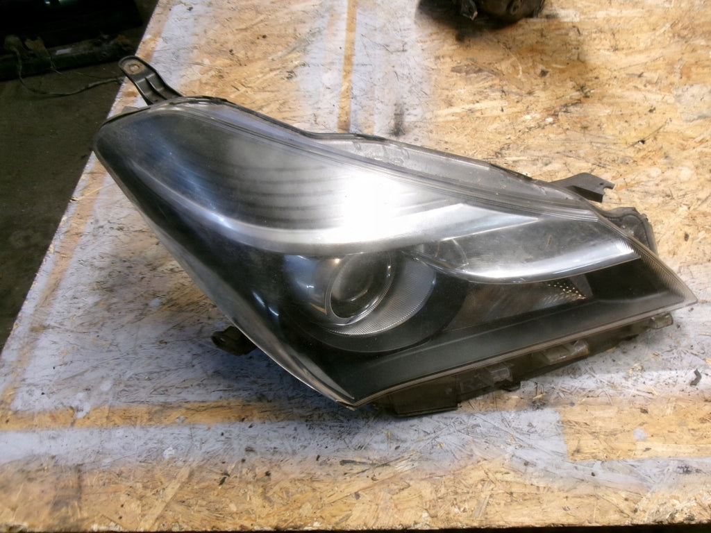 Frontscheinwerfer Toyota Yaris Rechts Scheinwerfer Headlight