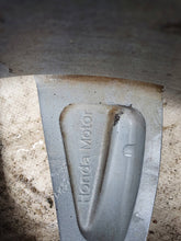 Load image into Gallery viewer, 1x Alufelge 17 Zoll 7.0&quot; 5x114.3 50ET HL46811 Honda Civic Rim Wheel