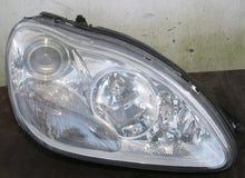 Laden Sie das Bild in den Galerie-Viewer, Frontscheinwerfer Mercedes-Benz W220 A2208203861 LED Rechts Headlight