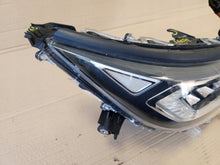 Load image into Gallery viewer, Frontscheinwerfer Toyota V Rechts Scheinwerfer Headlight