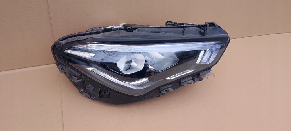 Frontscheinwerfer Mercedes-Benz Cla A1189062600 Full LED Rechts Headlight SCH9371932497ne