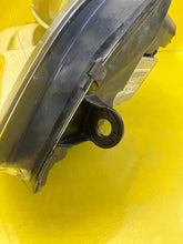 Load image into Gallery viewer, Frontscheinwerfer VW T5 7E5941016 Xenon Rechts Scheinwerfer Headlight SCH2925091864qk