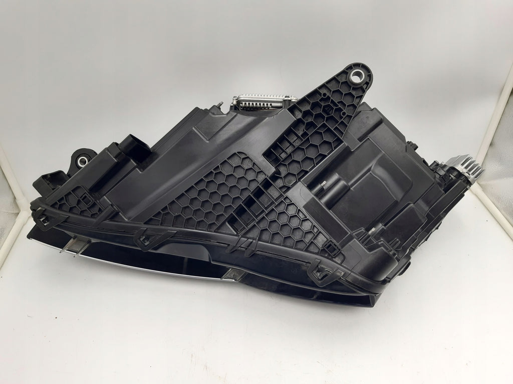 Frontscheinwerfer Skoda Superb III 3V1941016D LED Rechts Scheinwerfer Headlight