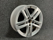 Load image into Gallery viewer, 1x Alufelge 17 Zoll 37ET Glanz 8W0601025P Audi A4 B9 Rim Wheel FEL5085941747ag