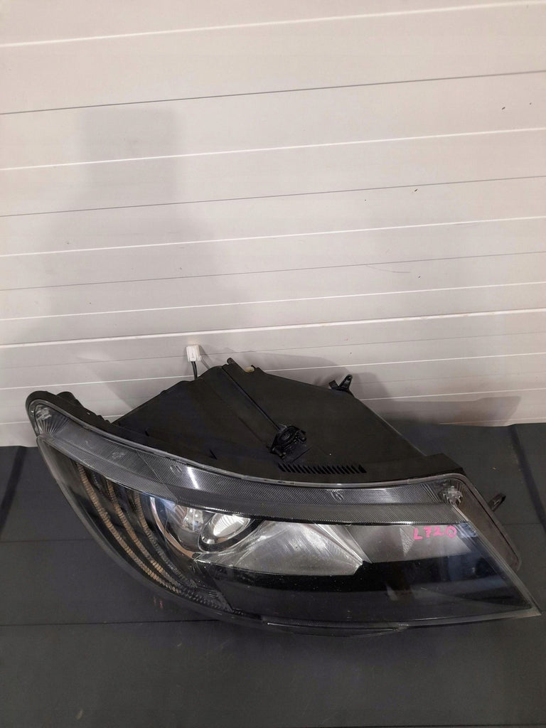 Frontscheinwerfer Skoda Superb RKC13175 Vorderseite Scheinwerfer Headlight