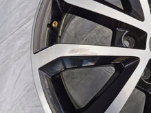 Load image into Gallery viewer, 1x Alufelge 17 Zoll 7.0&quot; 5x112 49ET 5E0601025J Skoda Octavia Iii Rim Wheel