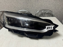 Laden Sie das Bild in den Galerie-Viewer, Frontscheinwerfer Audi A5 9856326 Xenon Rechts Scheinwerfer Headlight SCH3227051553hk