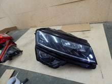 Laden Sie das Bild in den Galerie-Viewer, Frontscheinwerfer Skoda Karoq 57B941016F Rechts Scheinwerfer Headlight SCH1042700299oe
