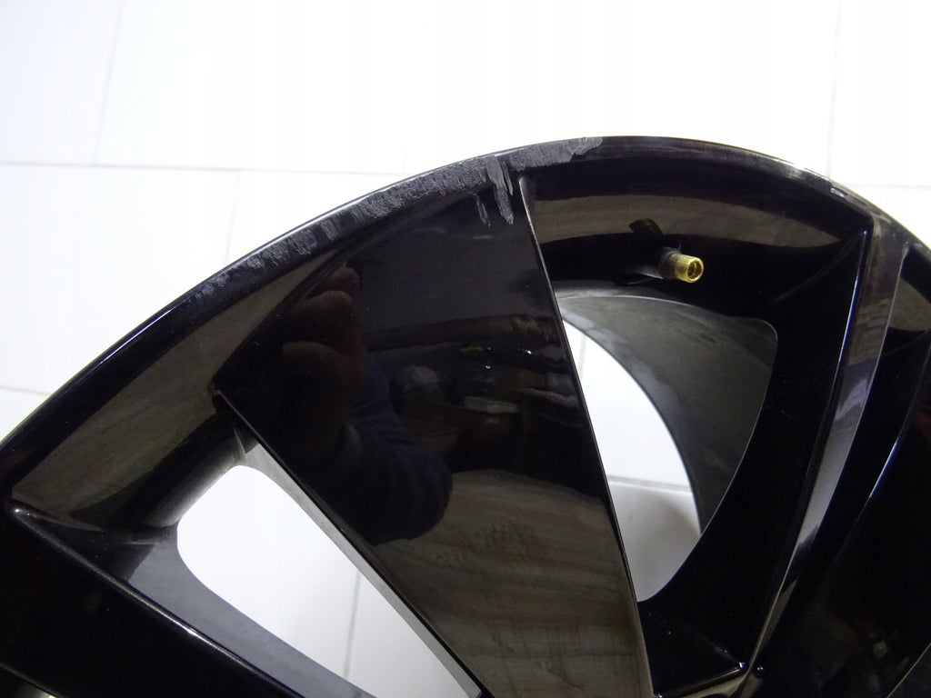 1x Alufelge 18 Zoll 8.0" 5x112 44ET Glanz Graphit 3V0601025AG Skoda Superb