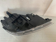 Laden Sie das Bild in den Galerie-Viewer, Frontscheinwerfer Seat Leon 5F1941773A LED Links Scheinwerfer Headlight