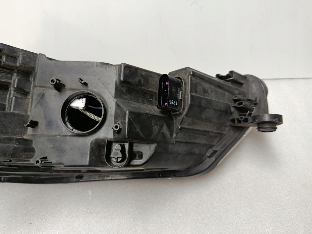 Frontscheinwerfer Skoda Superb III 3V1941016B Xenon Rechts Headlight SCH5374742560wl