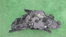 Laden Sie das Bild in den Galerie-Viewer, Frontscheinwerfer Renault Clio I 5 260100902R LED Rechts Scheinwerfer Headlight SCH8829005008nr