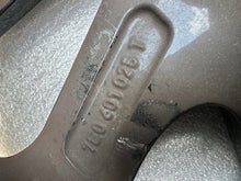 Load image into Gallery viewer, 1x Alufelge 17 Zoll 7.0" 5x120 55ET 7E0601025T VW Transporter Rim Wheel FEL3538510399dj