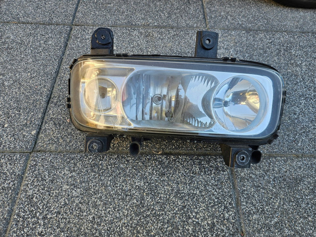 Frontscheinwerfer Mercedes-Benz A9738202761 Rechts Scheinwerfer Headlight