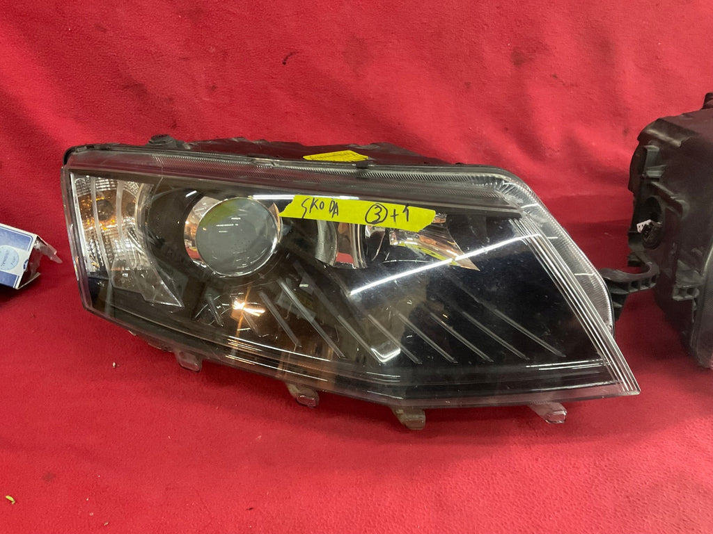 Frontscheinwerfer Skoda Octavia III 5E1941016B 5E1941015B Xenon Ein Satz SCH1531620766mg