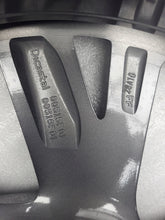 Load image into Gallery viewer, 1x Alufelge 19 Zoll 7.5" 5x108 46ET Glanz Graphit 9817501377 Citroën Ds Mg FEL6374381374mt