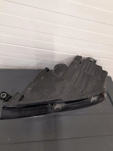 Load image into Gallery viewer, Frontscheinwerfer VW Caddy 2K1941016A 1ED012286-02 Rechts Scheinwerfer Headlight SCH5449770159il