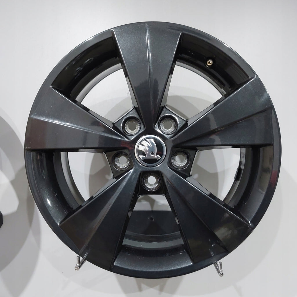 1x Alufelge 16 Zoll 6.5" 5x112 46ET Glanz Schwarz 5E0601025BE Skoda Rim Wheel FEL8059137897iu