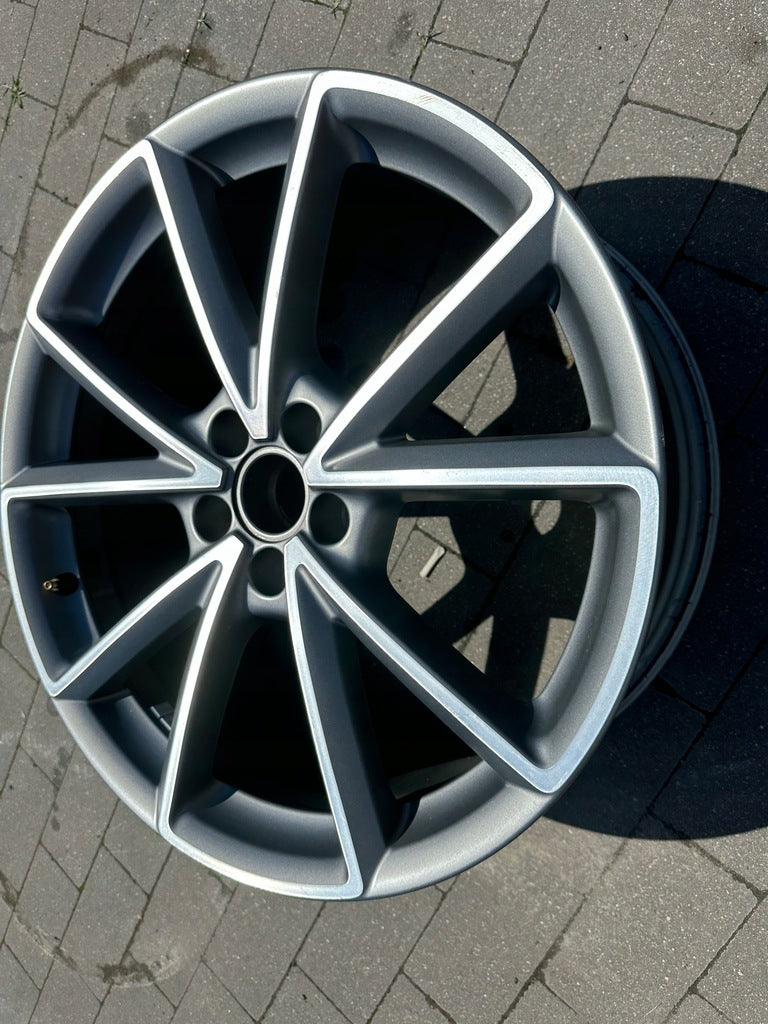 1x Alufelge 20 Zoll 8.5" 5x112 36ET Glanz Grau 8U0601025 Audi Q3 Rim Wheel FEL6475920197we