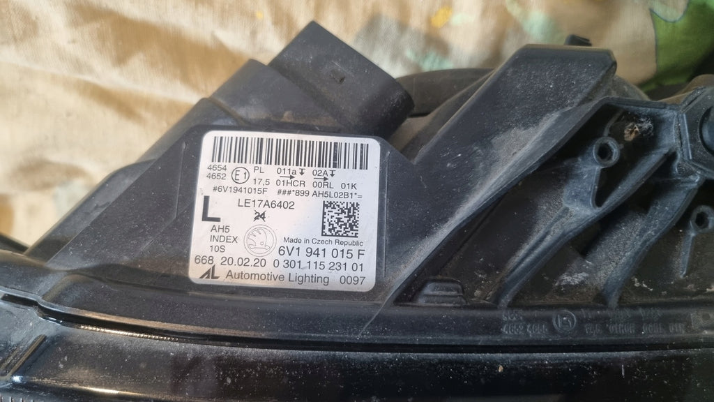 Frontscheinwerfer Skoda Fabia 6V1941015F LED Links Scheinwerfer Headlight