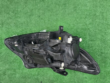Laden Sie das Bild in den Galerie-Viewer, Frontscheinwerfer Mercedes-Benz Vito W447 A4479069700 Full LED Links Headlight SCH1038378444wd