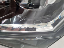 Laden Sie das Bild in den Galerie-Viewer, Frontscheinwerfer Skoda Superb III 3V1941015D LED Links Scheinwerfer Headlight