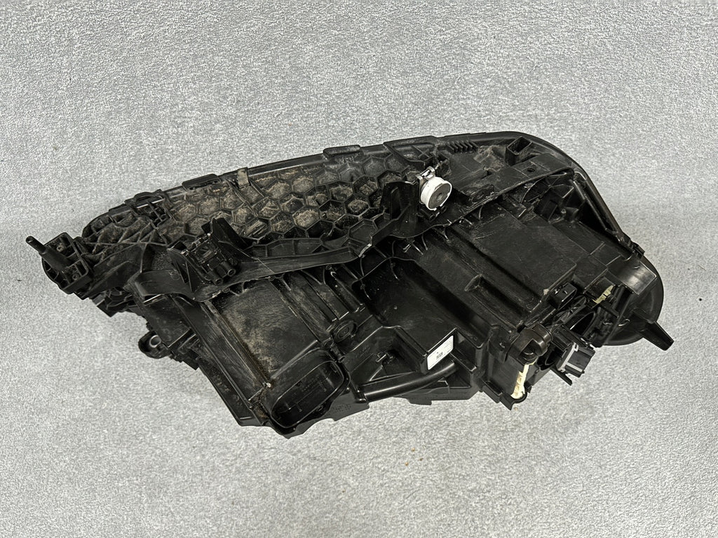 Frontscheinwerfer BMW X5 G05 G06 5A8E105-01 LED Links Scheinwerfer Headlight SCH9813038383is