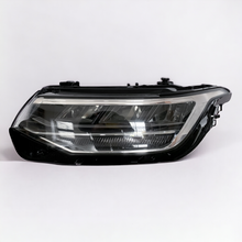 Load image into Gallery viewer, Frontscheinwerfer VW Tiguan 5NB941035C FULL LED Links Scheinwerfer Headlight