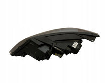 Laden Sie das Bild in den Galerie-Viewer, Frontscheinwerfer Kia Sorento I 921022P150 Rechts Scheinwerfer Headlight SCH6286915932ga
