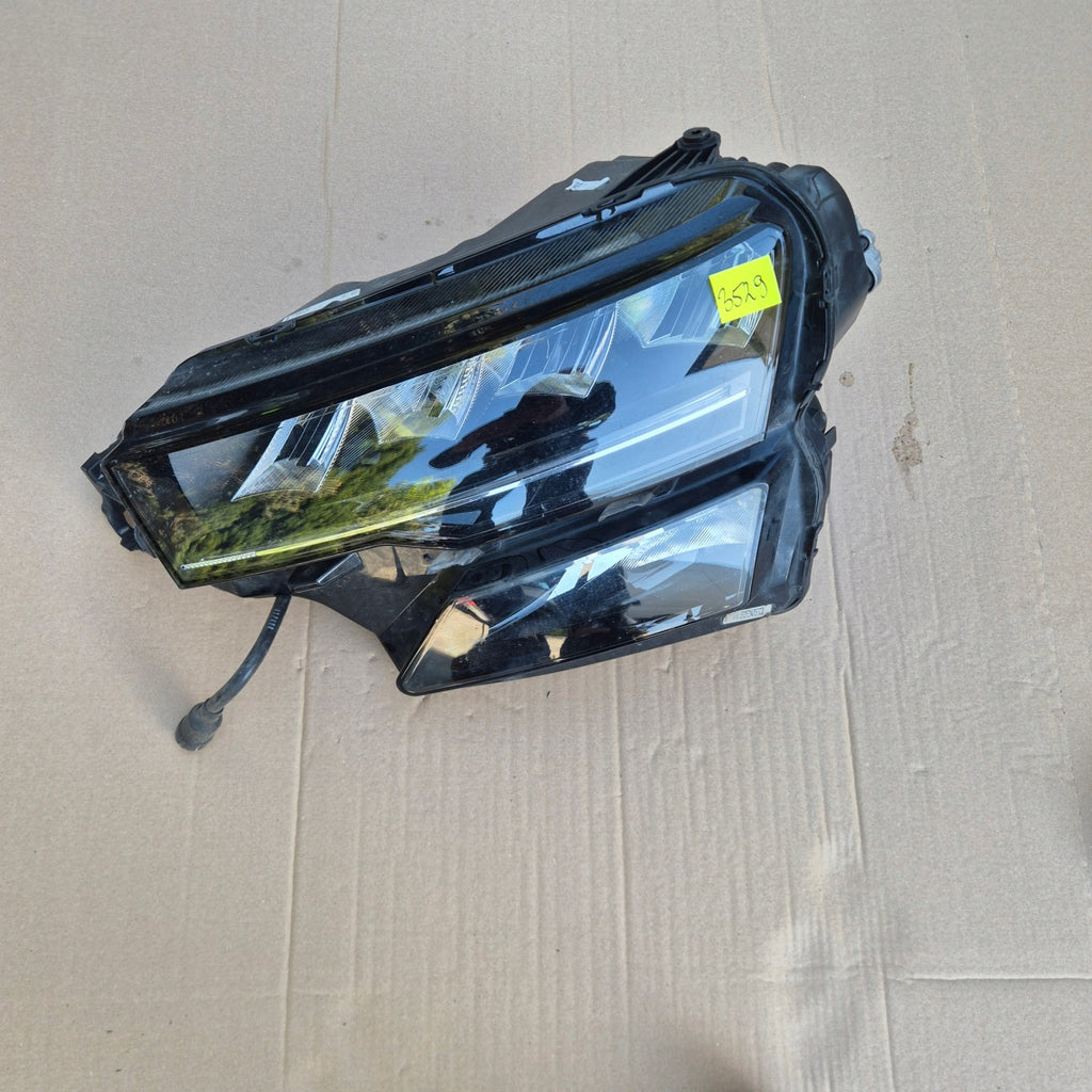Frontscheinwerfer Skoda Karoq 57B941009 Links Scheinwerfer Headlight SCH2476786031lt