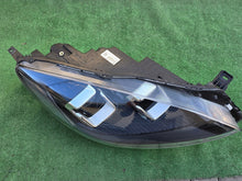 Load image into Gallery viewer, Frontscheinwerfer Ford Kuga LV4B-13E016-AH Full LED Rechts Headlight