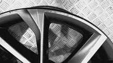 Laden Sie das Bild in den Galerie-Viewer, 1x Alufelge 20 Zoll 8.0&quot; 5x112 41ET 565601025Q Skoda Kodiaq Rim Wheel