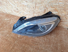 Laden Sie das Bild in den Galerie-Viewer, Frontscheinwerfer Mercedes-Benz W246 A2468207161 Xenon Links Headlight SCH2580841513mv