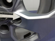 Laden Sie das Bild in den Galerie-Viewer, 1x Alufelge 17 Zoll 7.0" 5x114.3 35ET Glanz Schwarz PW45742000 Toyota I FEL4639135609gg