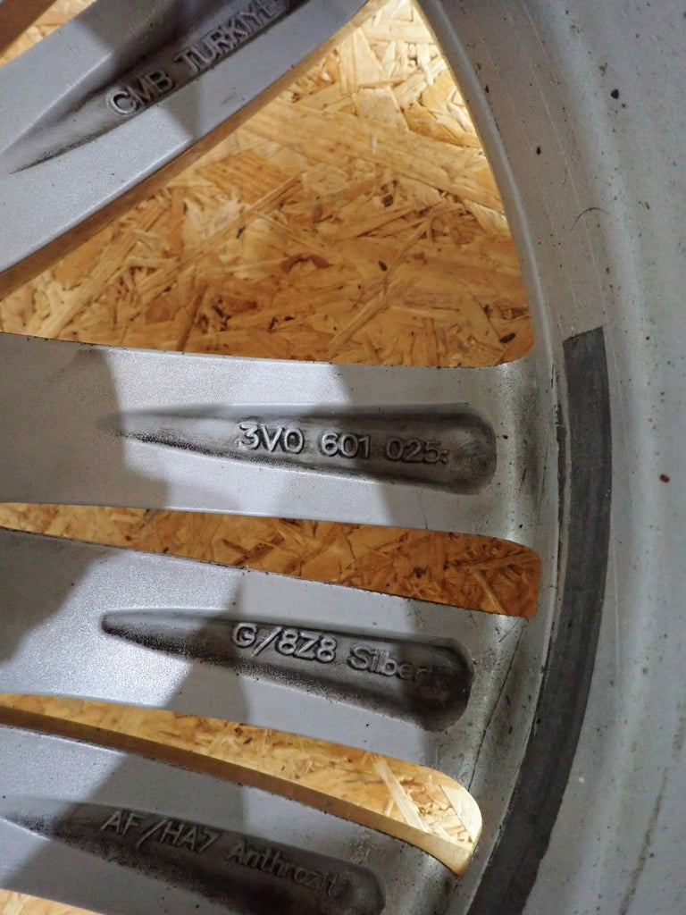 1x Alufelge 19 Zoll 8.0" 5x112 44ET 3V0601025G Skoda Superb Iii Rim Wheel