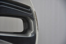 Laden Sie das Bild in den Galerie-Viewer, 1x Alufelge 16 Zoll 6.5" 5x114.3 50ET Glanz Grau 52910-CM100 Hyundai I Mg FEL8055083231jj