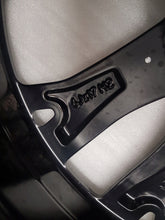 Load image into Gallery viewer, 1x Alufelge 17 Zoll 6.0" 5x112 41ET 7886559 Mini Rim Wheel FEL6967764697of