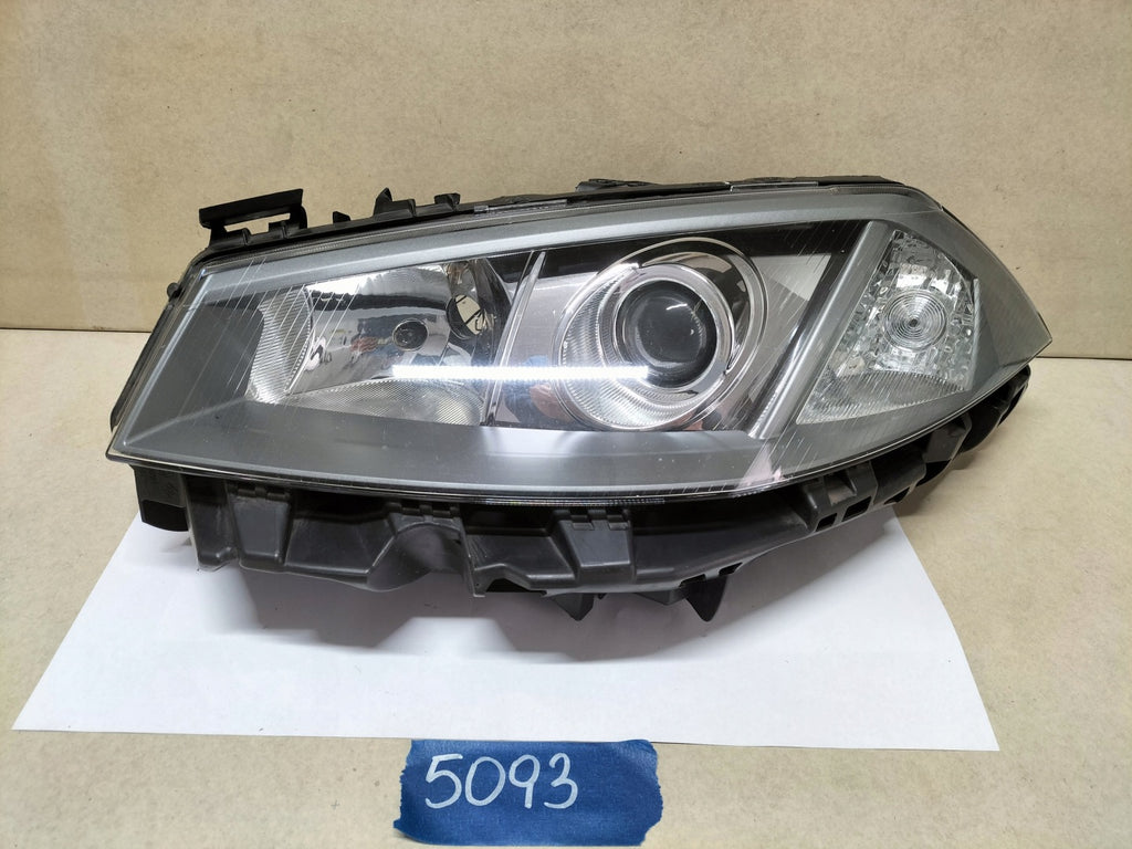 Frontscheinwerfer Renault Megane II 89307030 Xenon Links Scheinwerfer Headlight SCH9222052815mq